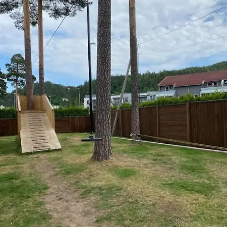 Double 211 - Near Kristiansand Hostel